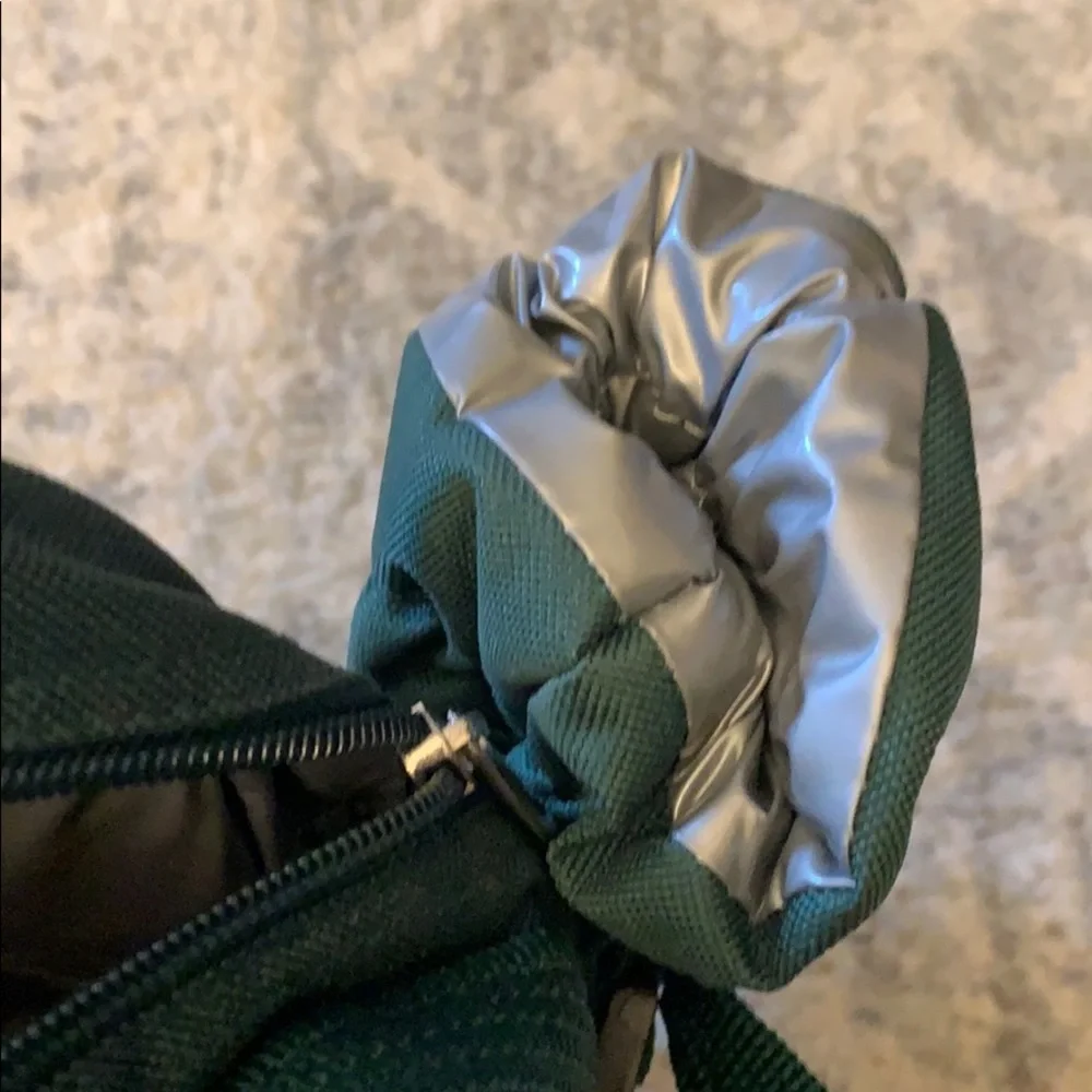NEW Green Bag Picnic Set